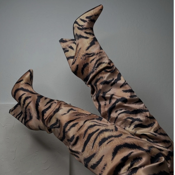 Khaiti Tiger Print Slouchy Boot - Picture 4 of 7